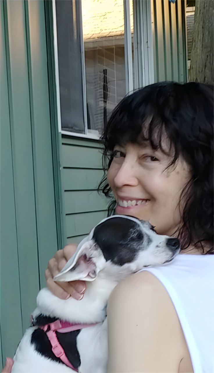Photo of Lori Michelson